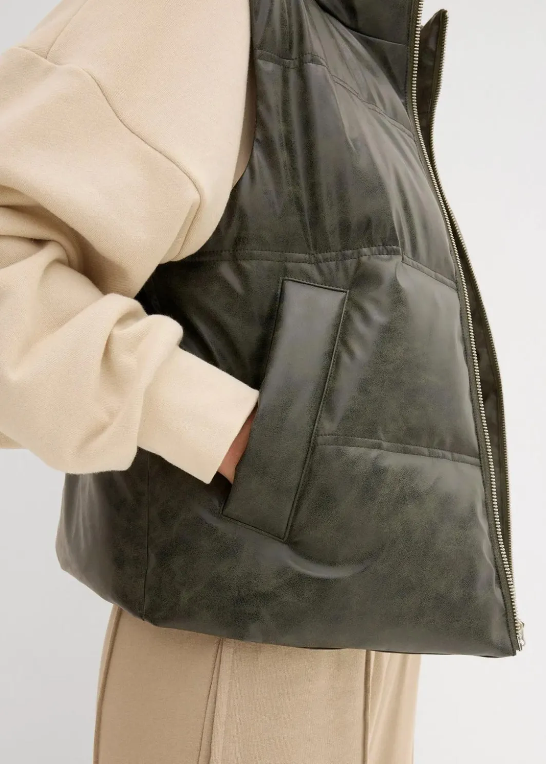 Steppweste aus Lederimitat Damen Bekleidung·Hosen|Nachhaltigere Materialien