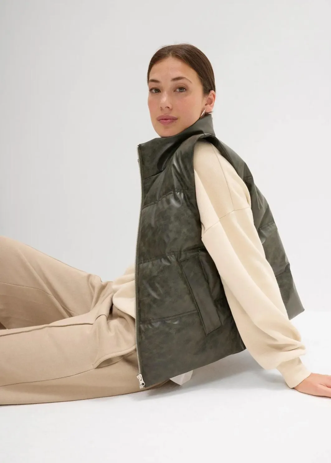 Steppweste aus Lederimitat Damen Bekleidung·Hosen|Nachhaltigere Materialien