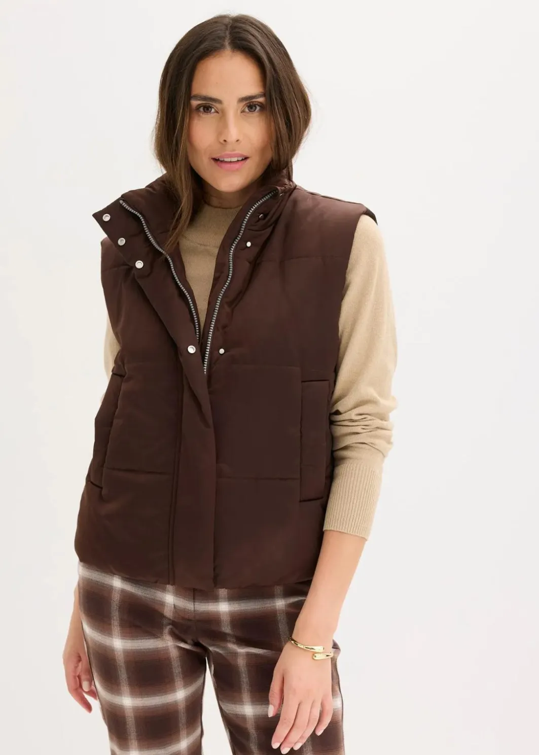 Damen bonprix Bekleidung·Hosen|Jacken & Mäntel|Steppweste mit leichtem Glanz