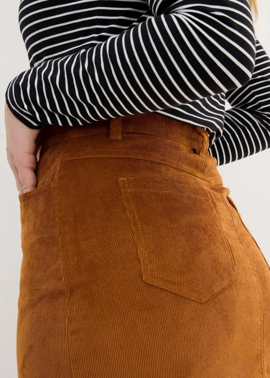 Damen bonprix Bekleidung·Sportbekleidung|Röcke|Stretch-Cord-Rock in Midilänge
