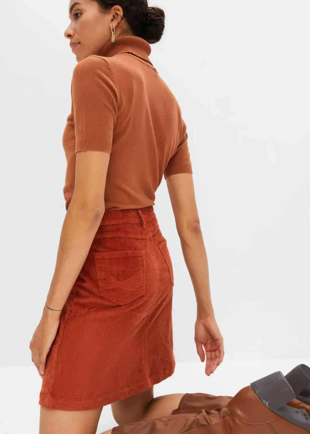 Damen bonprix Röcke|Bekleidung·Sportbekleidung|Stretch-Cordrock mit Knopfleiste