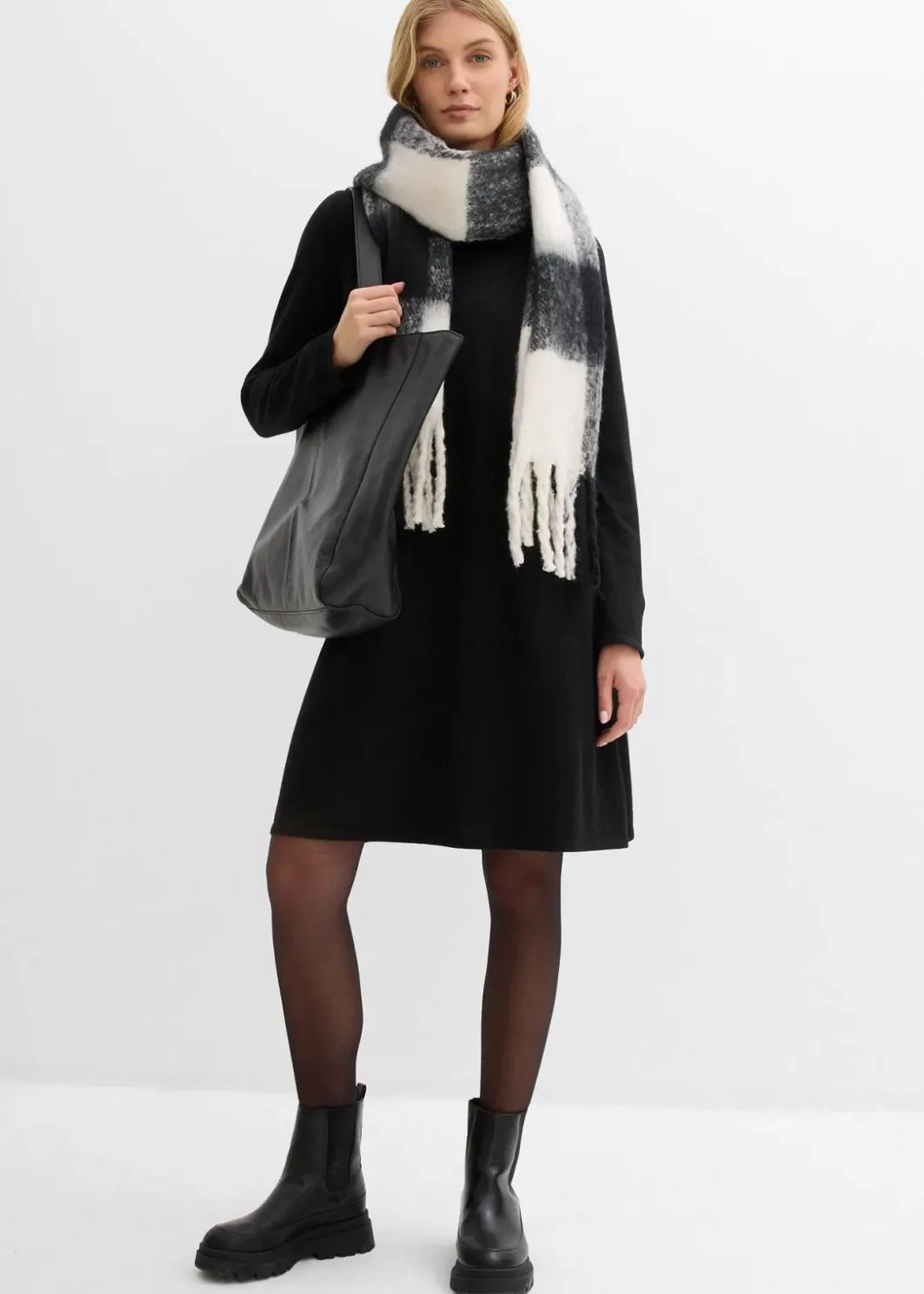 New Strickkleid in A-Linie Damen Bekleidung·Umstandsmode|Strickmode