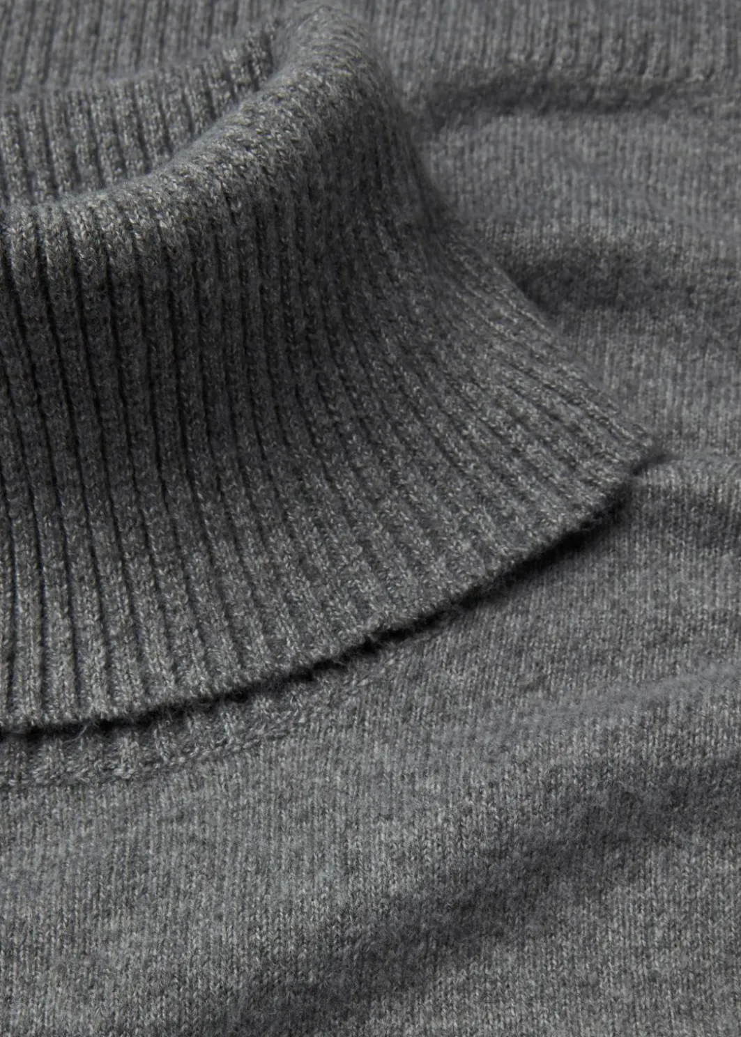 Strickkleid mit Rollkragen Damen Bekleidung·Umstandsmode|Bekleidung·Pullover & Strickjacken