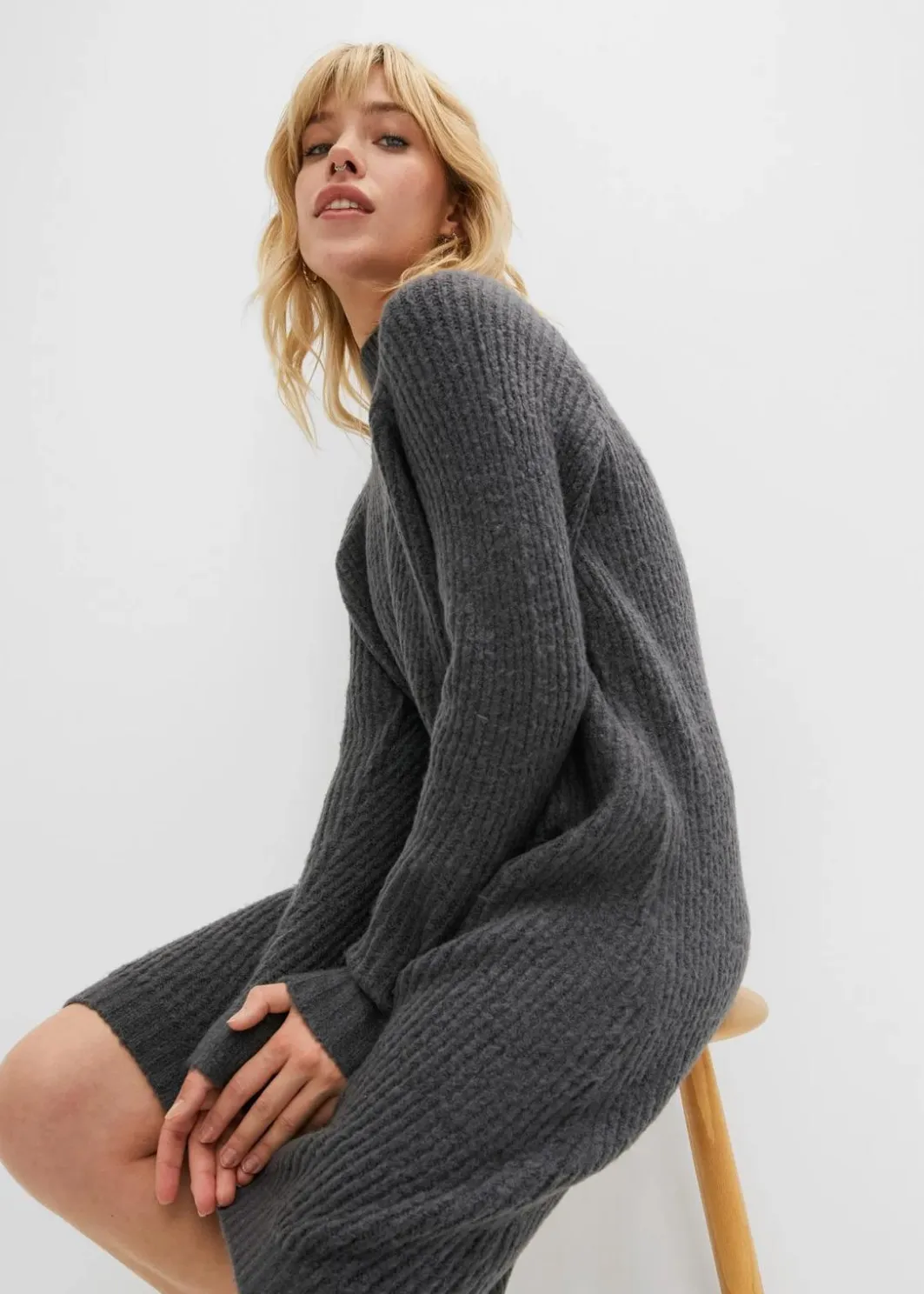 Damen bonprix Bekleidung·Umstandsmode|Bekleidung·Pullover & Strickjacken|Strickkleid mit Vokuhila-Saum
