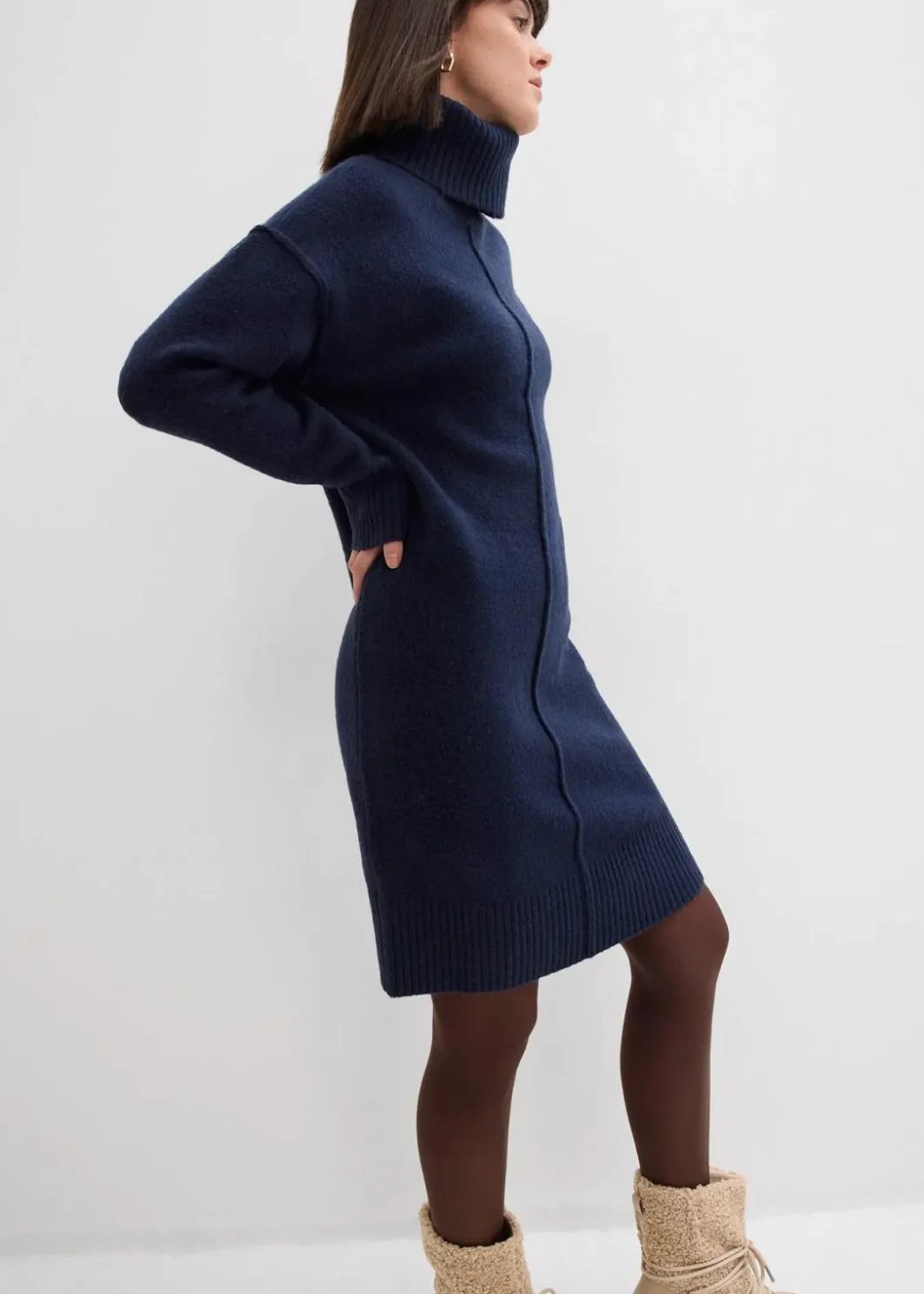 Online Strickkleid mit Ziernaht Damen Bekleidung·Umstandsmode|Kleider