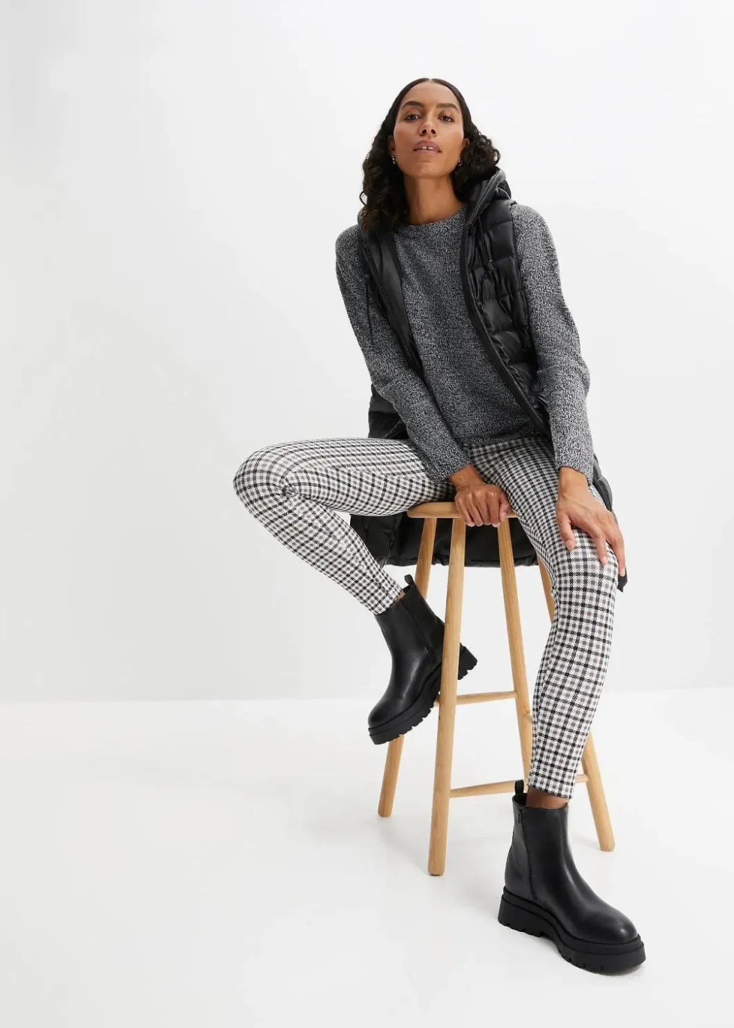 Outlet Strick-Pullover mit Rundhals-Ausschnitt in Melange Damen Bekleidung·Umstandsmode|Bekleidung·Jeans