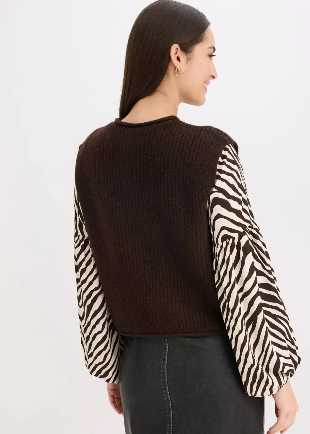 Damen bonprix Bekleidung·Umstandsmode|Bekleidung·Hosen|Strickweste mit dekorativen Knöpfen