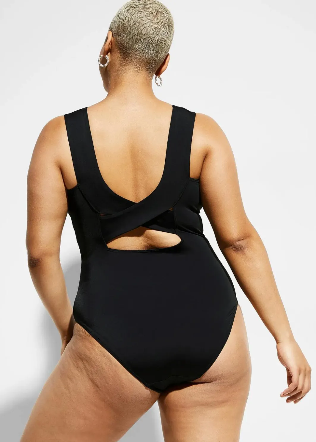 Damen bonprix Nachhaltigere Materialien|Shapewear|Strong Shape-Badeanzug mit V-Ausschnitt