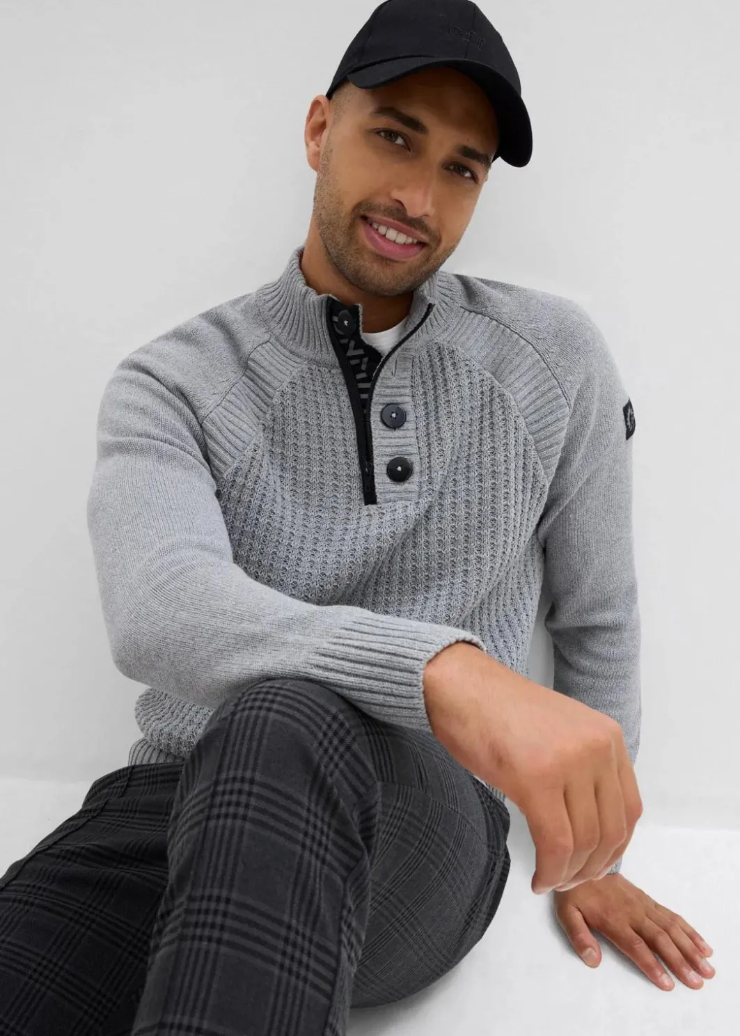 Herren bonprix Pullover & Strickjacken|Große Größen|Strukturierter-Stehkragenpullover mit recycelter Baumwolle