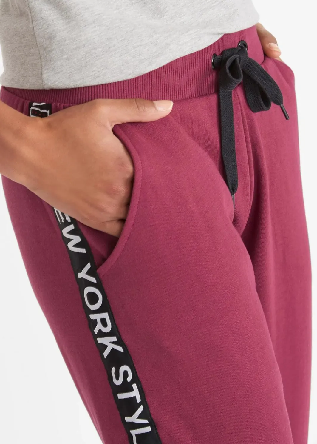 Hot Sweathose mit Bündchen und Statement-Druck Damen Hosen|Sweat