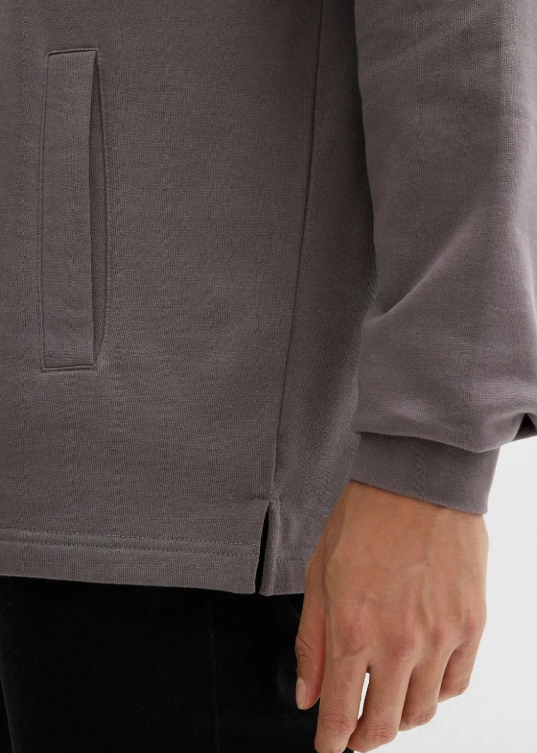 Herren bonprix Sweat|Sportbekleidung|Sweatshirt mit praktischen Taschen und geradem Saum aus reiner Bio-Baumwolle