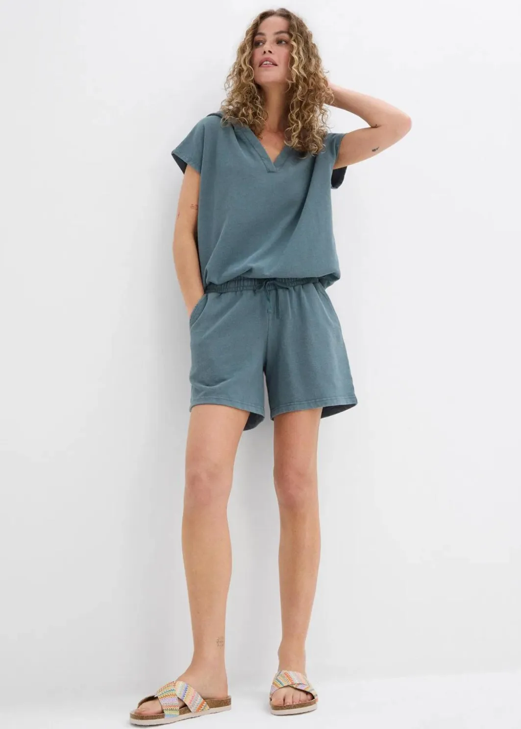 Damen bonprix Bekleidung·Outdoorbekleidung|Bekleidung·Blusen & Tuniken|Sweat-Shorts aus reiner Baumwolle