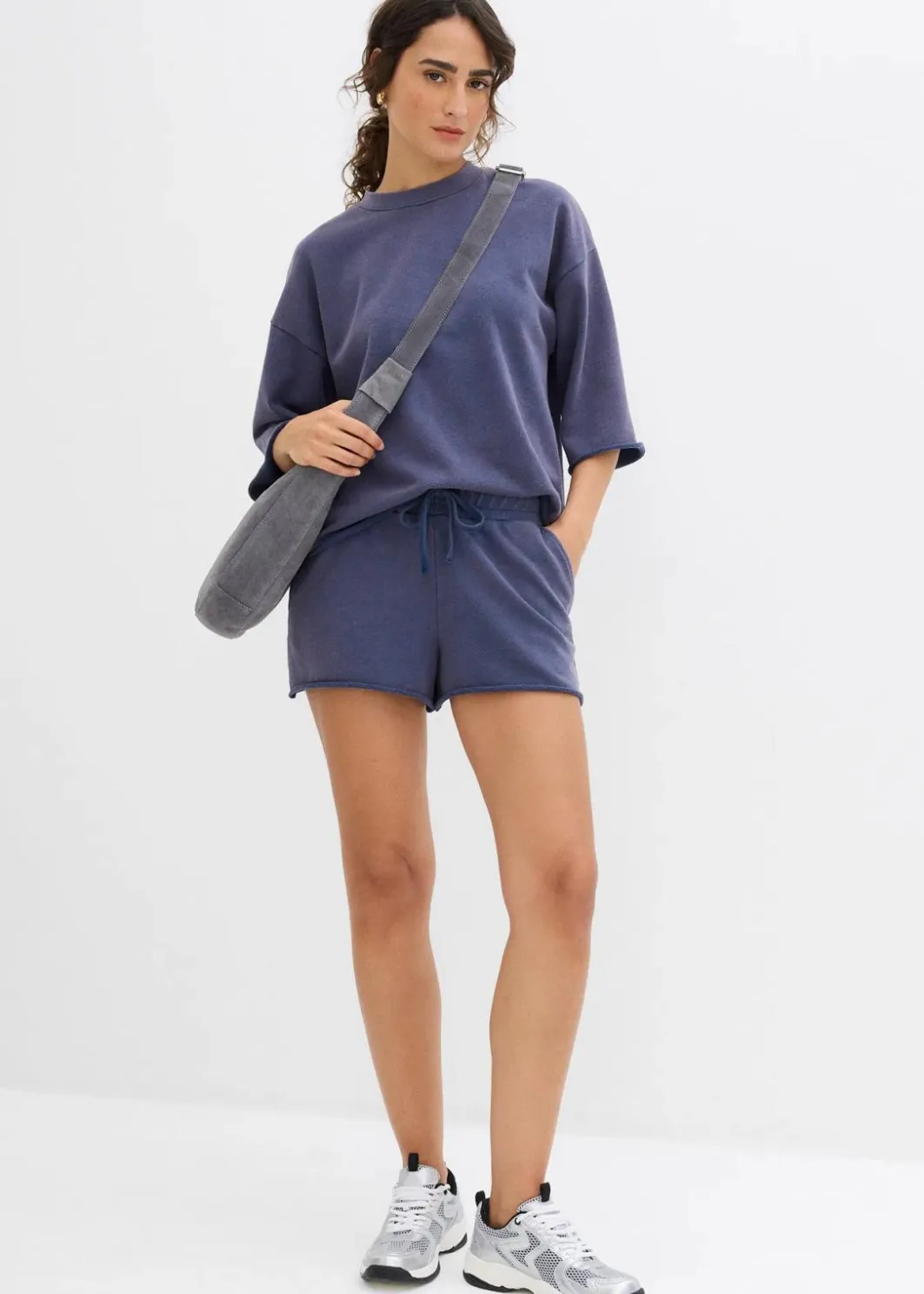 Damen bonprix Bekleidung·Outdoorbekleidung|Bekleidung·Blusen & Tuniken|Sweat-Shorts aus weichem Baumwoll-Mix