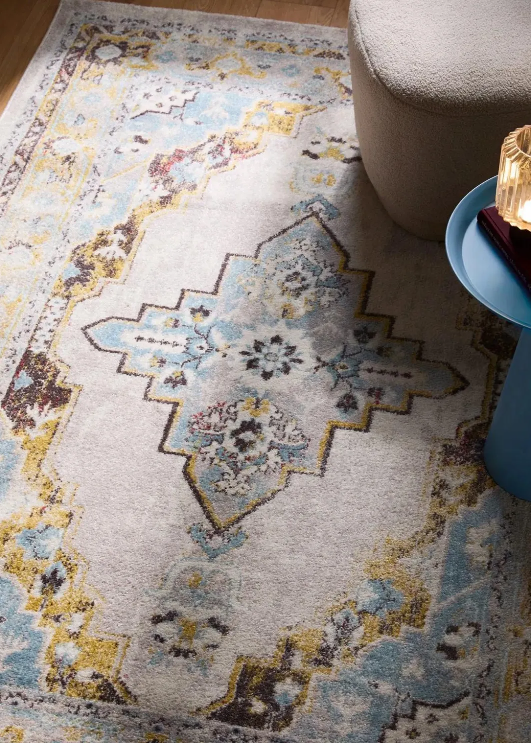 Teppich mit orientalischer Musterung Veloursteppiche
