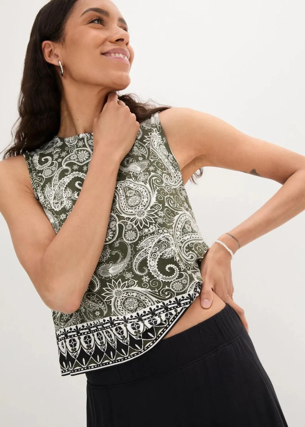 New Top mit Muster aus Viskose Damen Shirts & Tops|Nachhaltigere Materialien