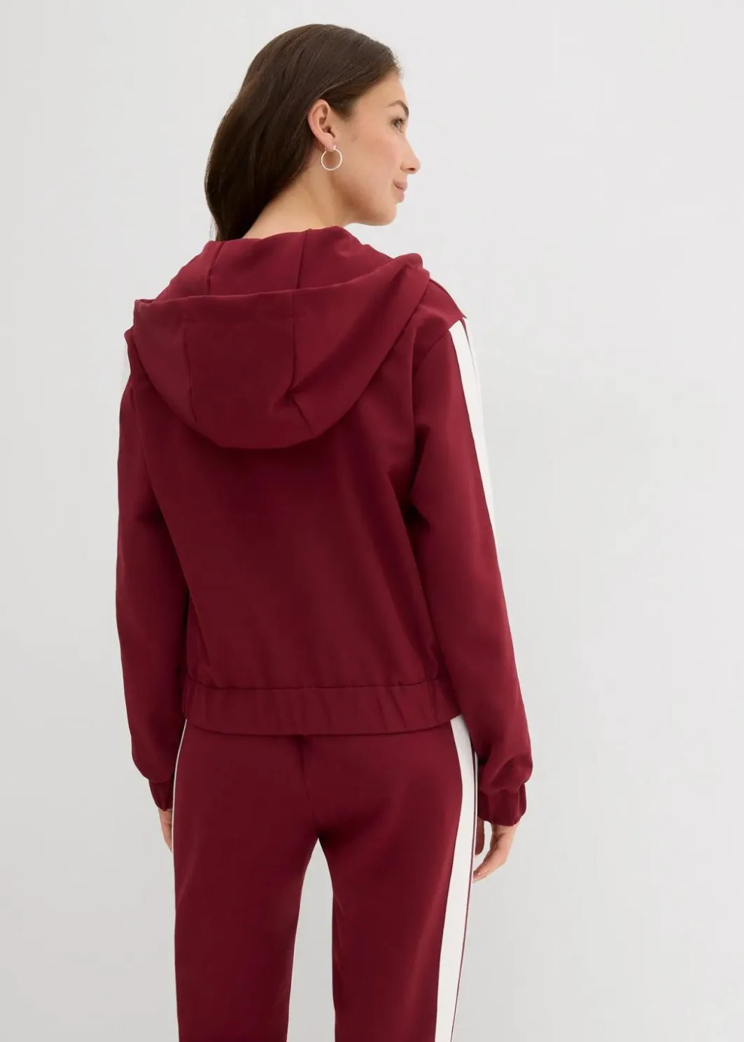 Best Trainingsjacke mit sportivem Streifen Damen Bekleidung·Hosen|Zweiteiler & Sets