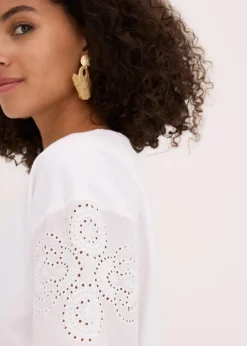 Damen bonprix Shirts & Tops|T-Shirt mit Lochstickerei