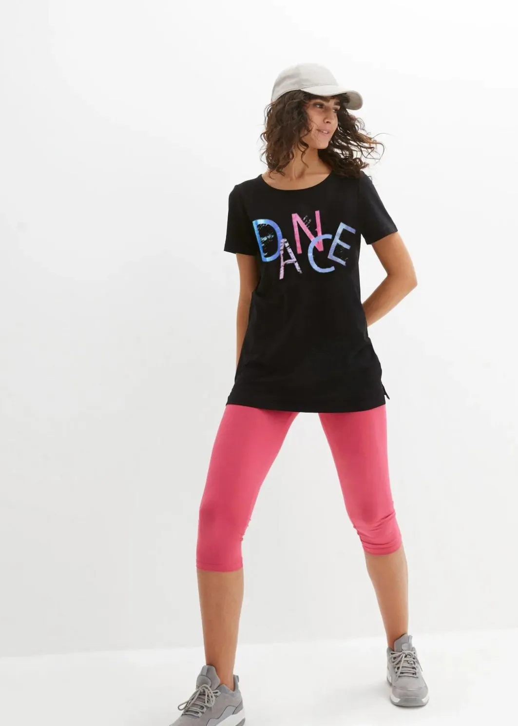 Hot T-Shirt mit Retro-Print Damen Bekleidung·Sweat|Nachhaltigere Materialien