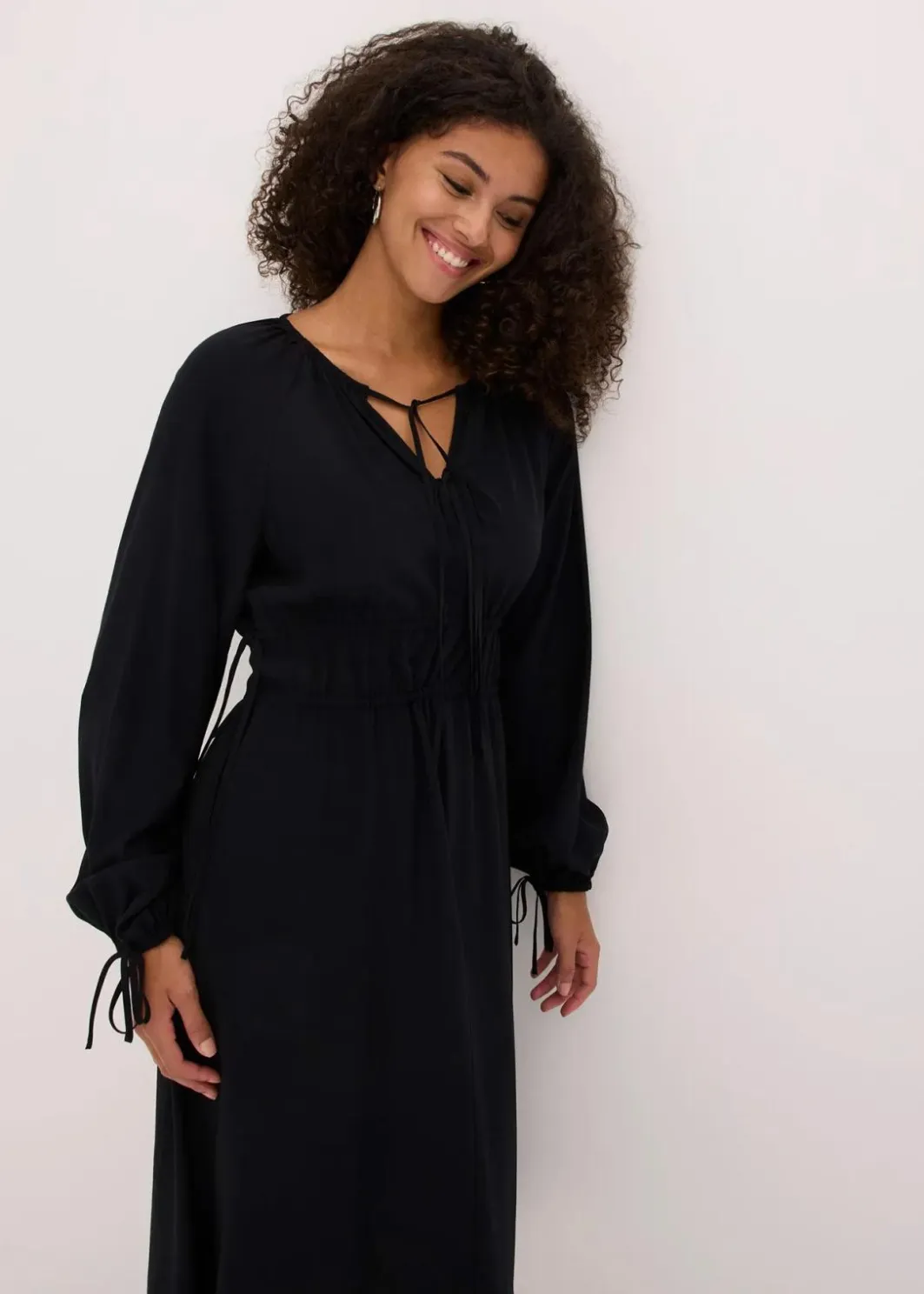 Clearance Tunika-Kleid aus fließendem Viskose-Mix Damen Kleider|Bekleidung·Pullover & Strickjacken
