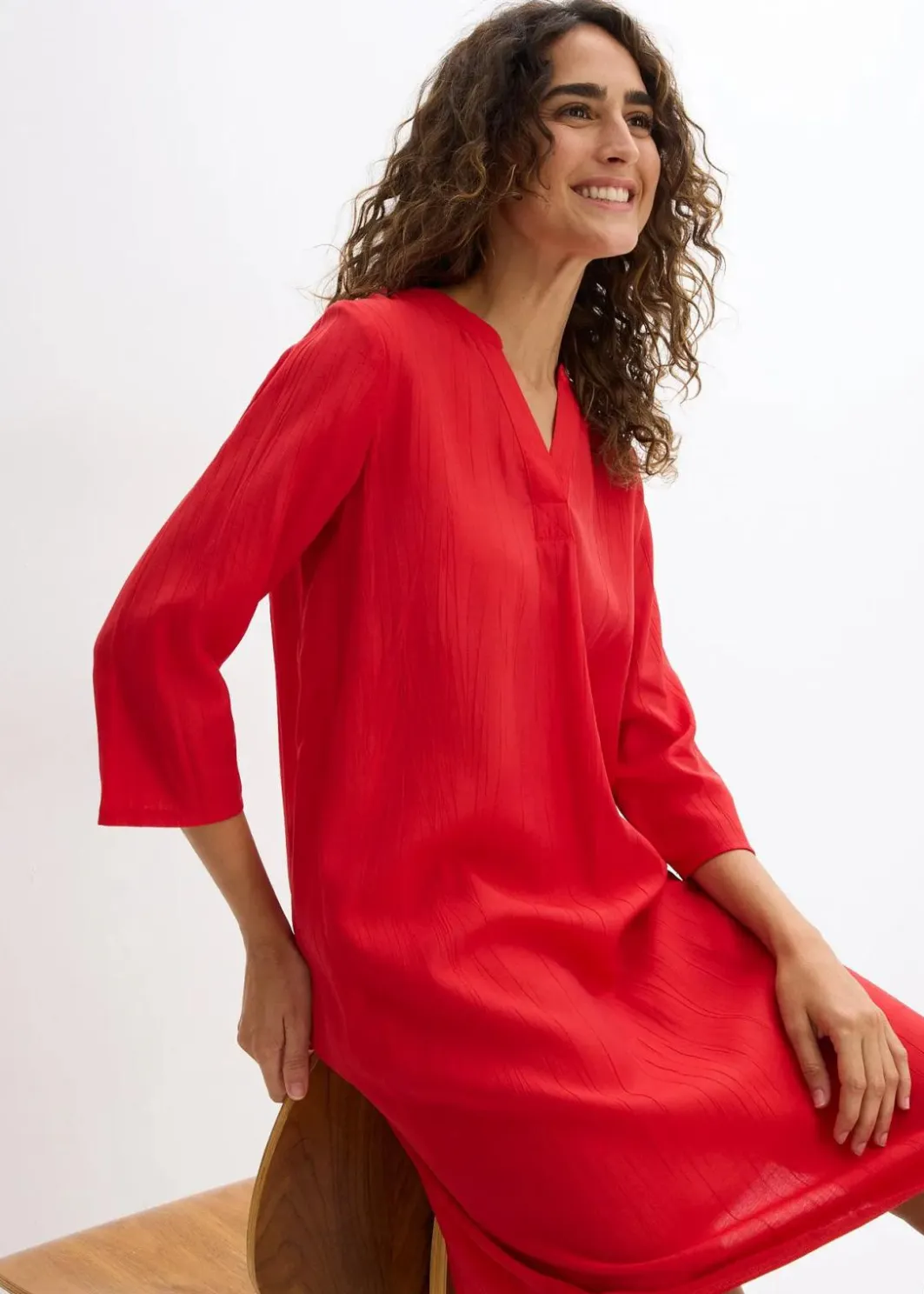 Sale Tunika-Kleid aus Viskose-Mix mit Struktur Effekt Damen Bekleidung·Pullover & Strickjacken