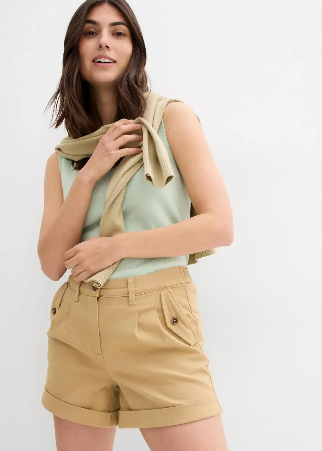 Hot Twill-Shorts mit hohem Bund Damen Nachhaltigere Materialien|Hosen
