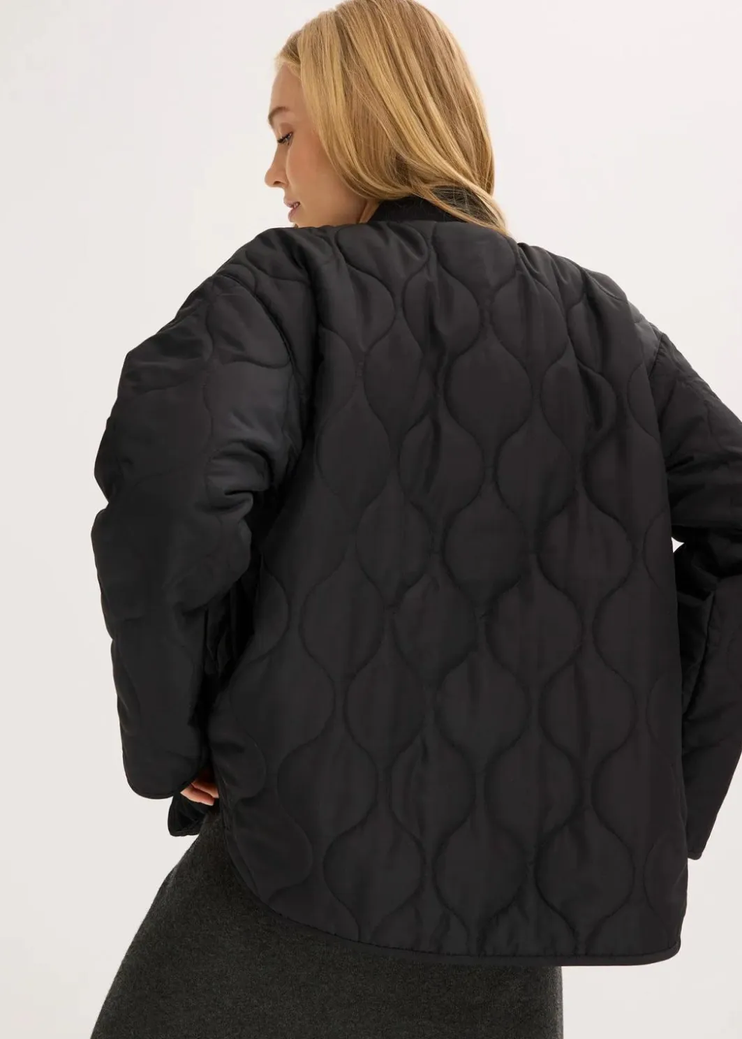 Damen bonprix Bekleidung·Hosen|Jacken & Mäntel|Ultraleichte Steppjacke, Oversized