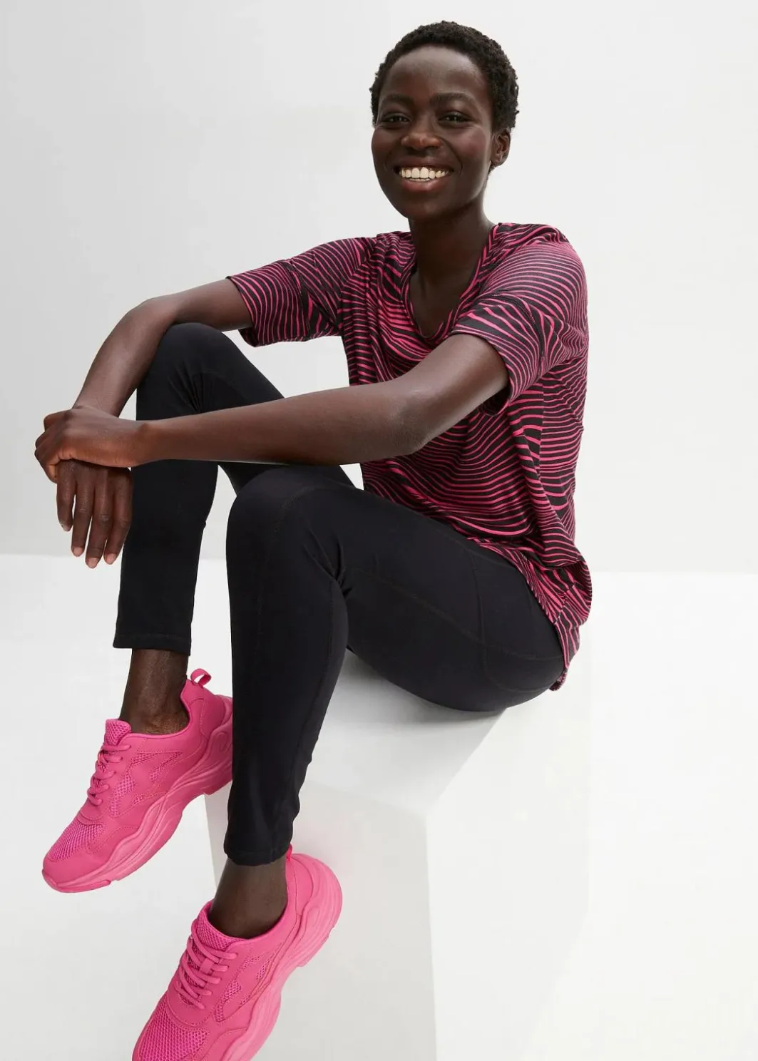 Discount Ultrasofte Sport-Leggings mit seitlichen Taschen, knöchelfrei Damen Sportbekleidung|Hosen