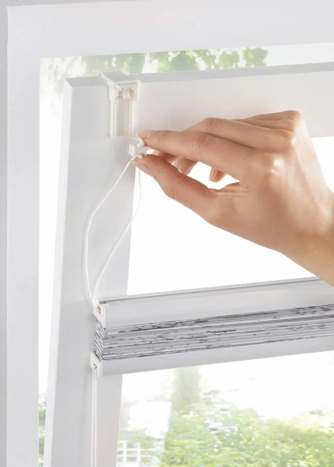 bonprix Fensterverdunkelung|Fensterverdunkelung|Verdunkelungsplissee mit Blumenranken