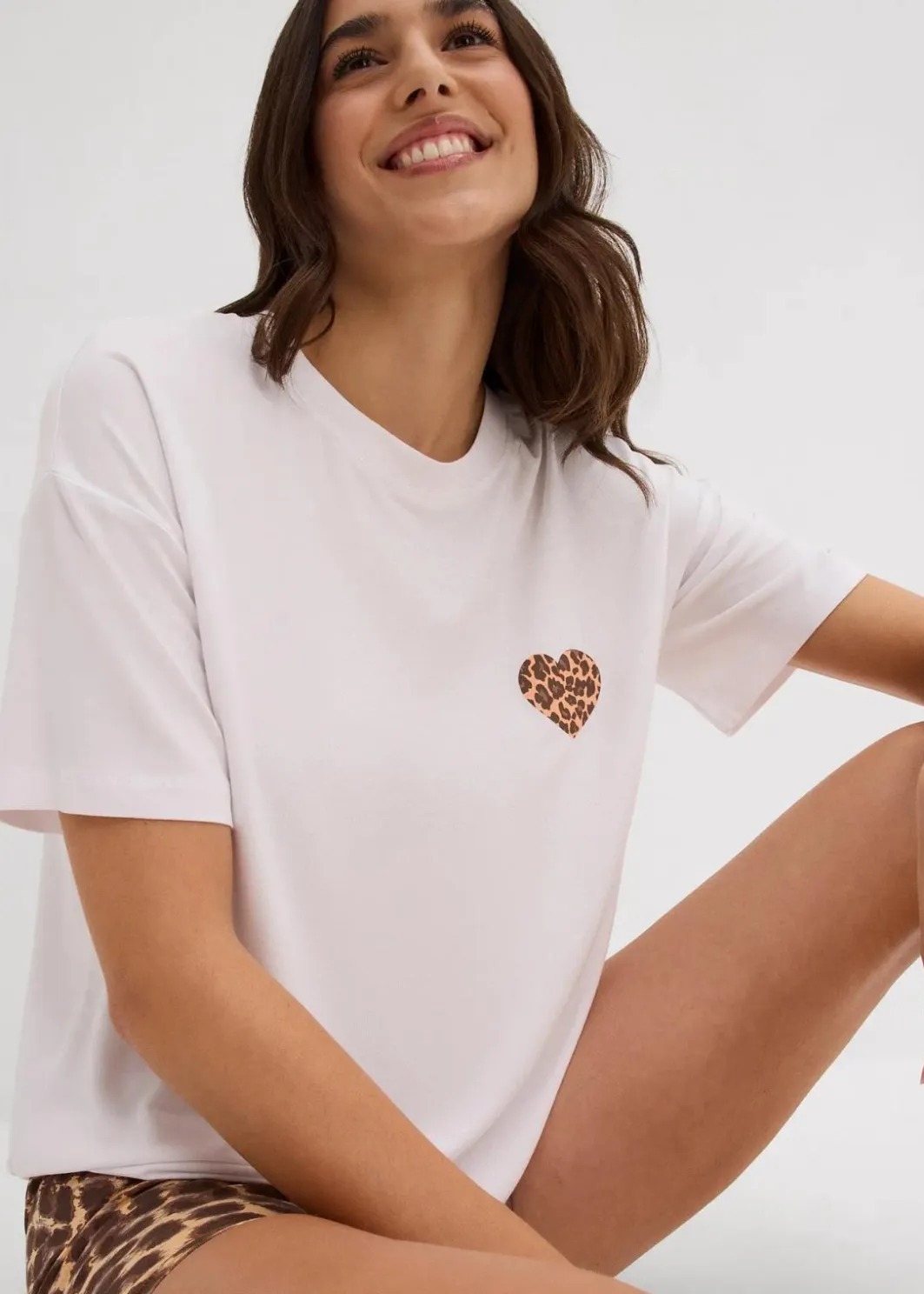Outlet Verkürztes Shirt mit überschnittener Schulter Damen Shirts & Tops