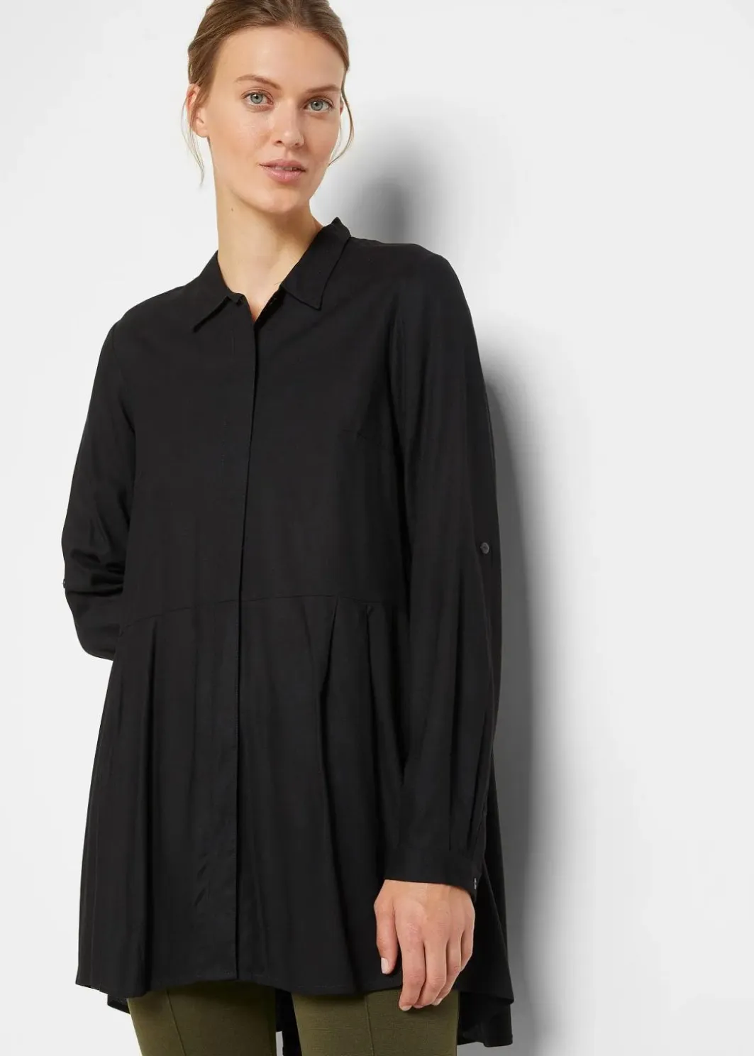 Vokuhila-Bluse aus reiner Viskose Damen Bekleidung·Jacken & Mäntel|Blusen & Tuniken