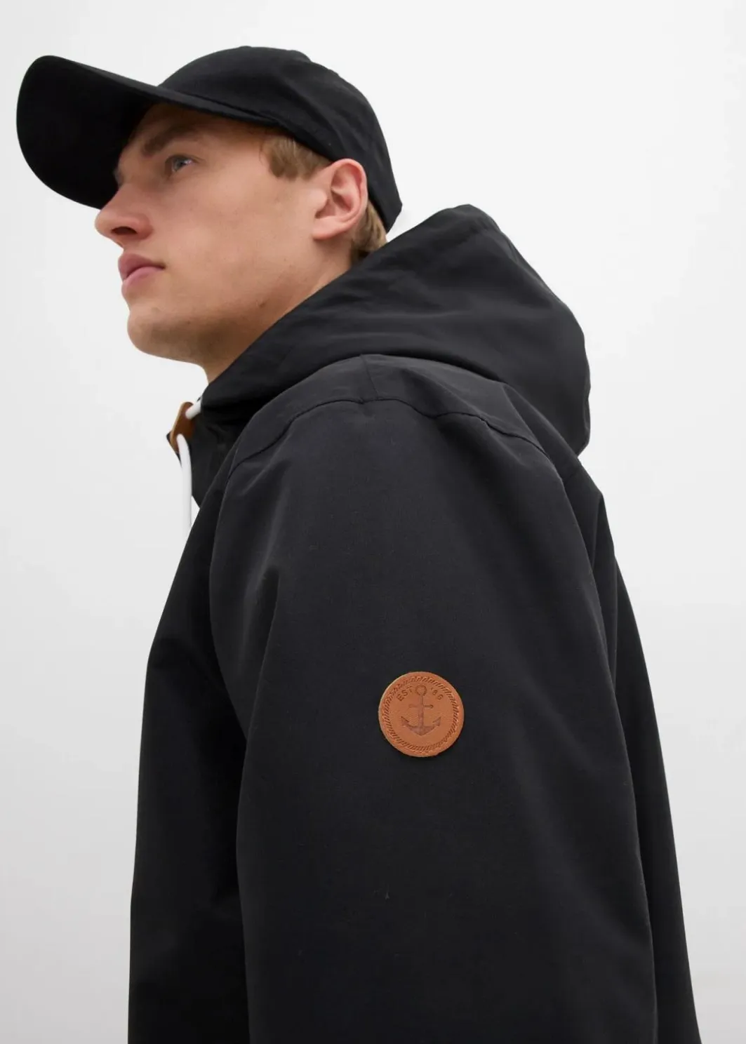 Herren bonprix Große Größen|Jacken & Mäntel|wassserabweisende Funktionsjacke mit Kapuze und Lederimitat-Details