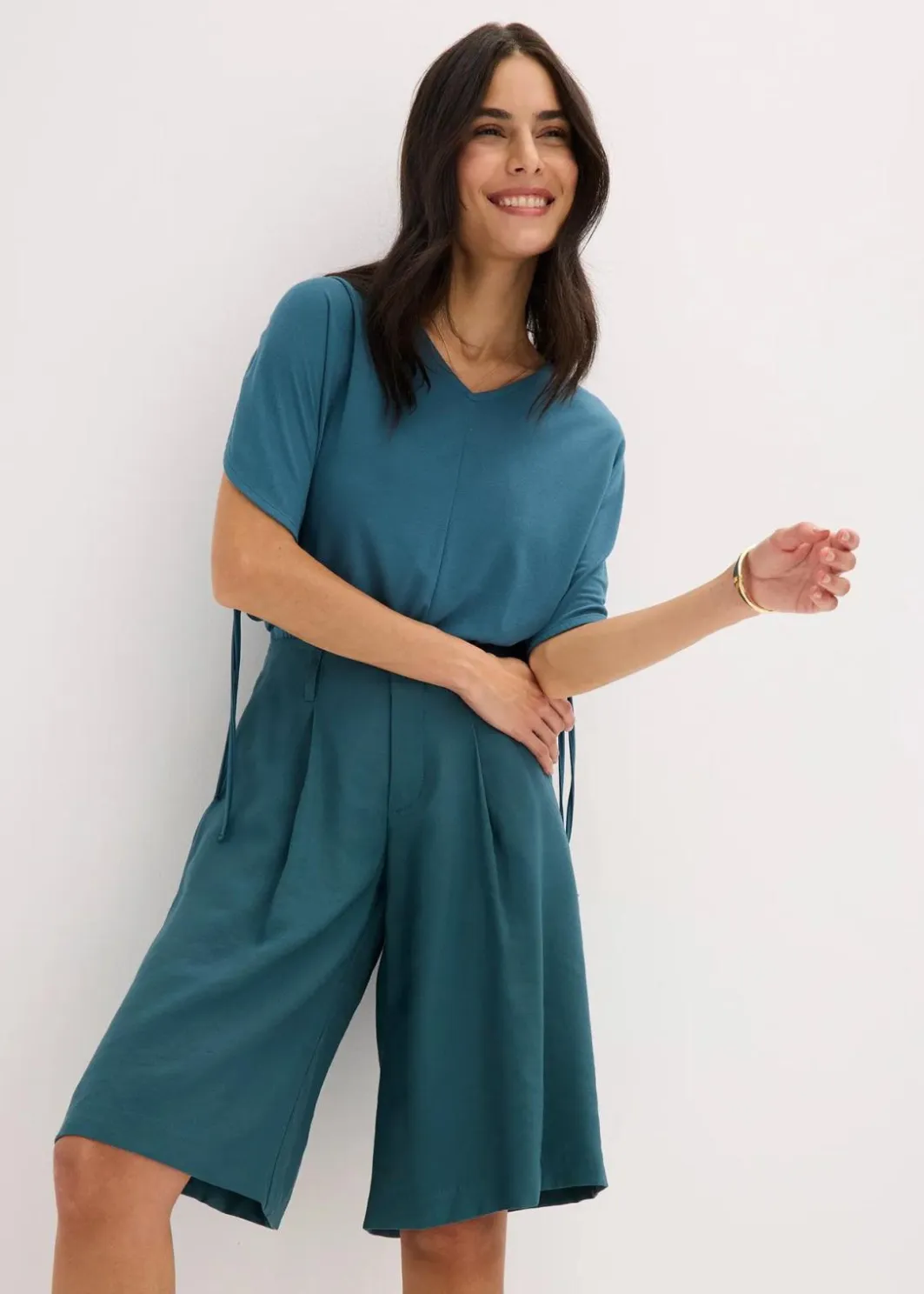 Damen bonprix Bekleidung·Outdoorbekleidung|Bekleidung·Kleider|Weite Bundfalten Bermuda