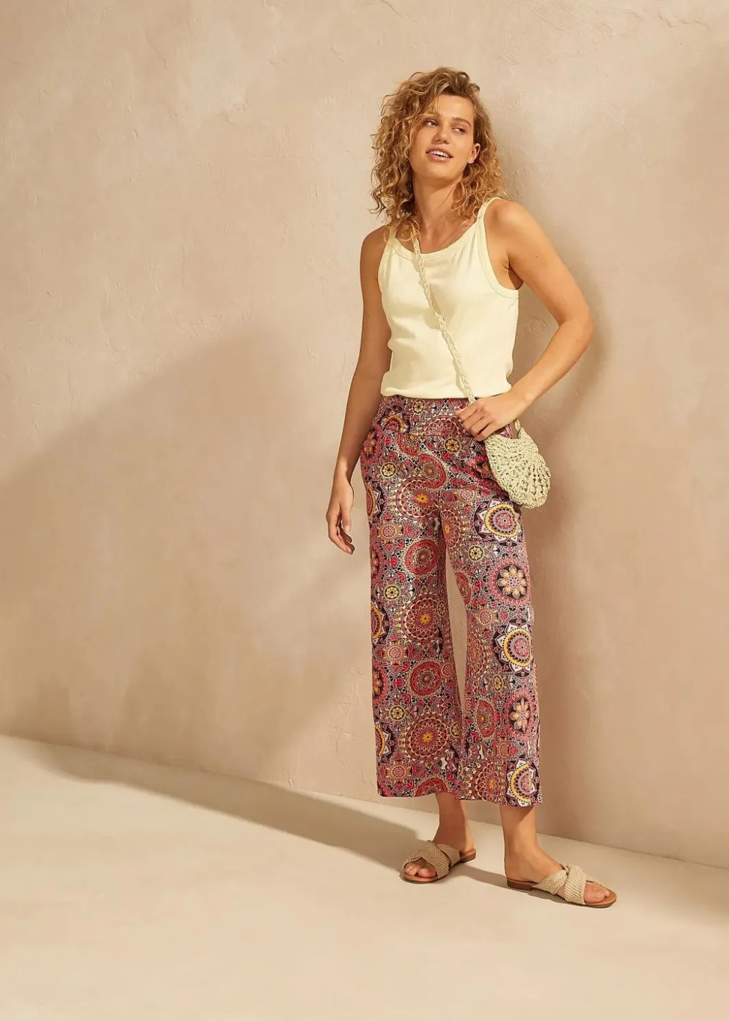 Sale Weite Jersey-Culotte mit breitem Smockbund, 7/8-Länge Damen Bekleidung·Kleider|Hosen