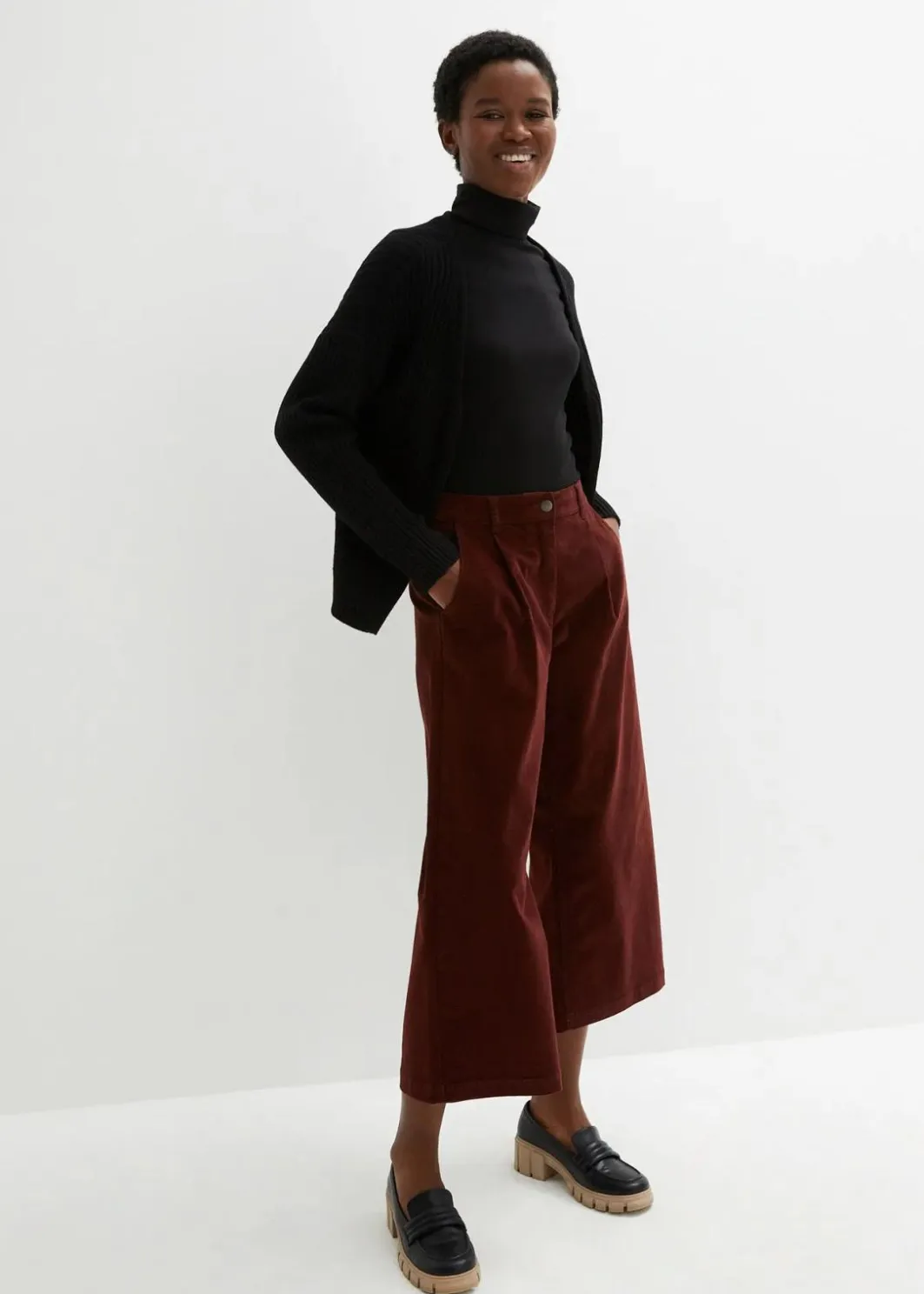 Sale Weite Stretchcord-Culotte mit High-Waist-Bequembund, 7/8-Länge Damen Hosen|Bekleidung·Kleider