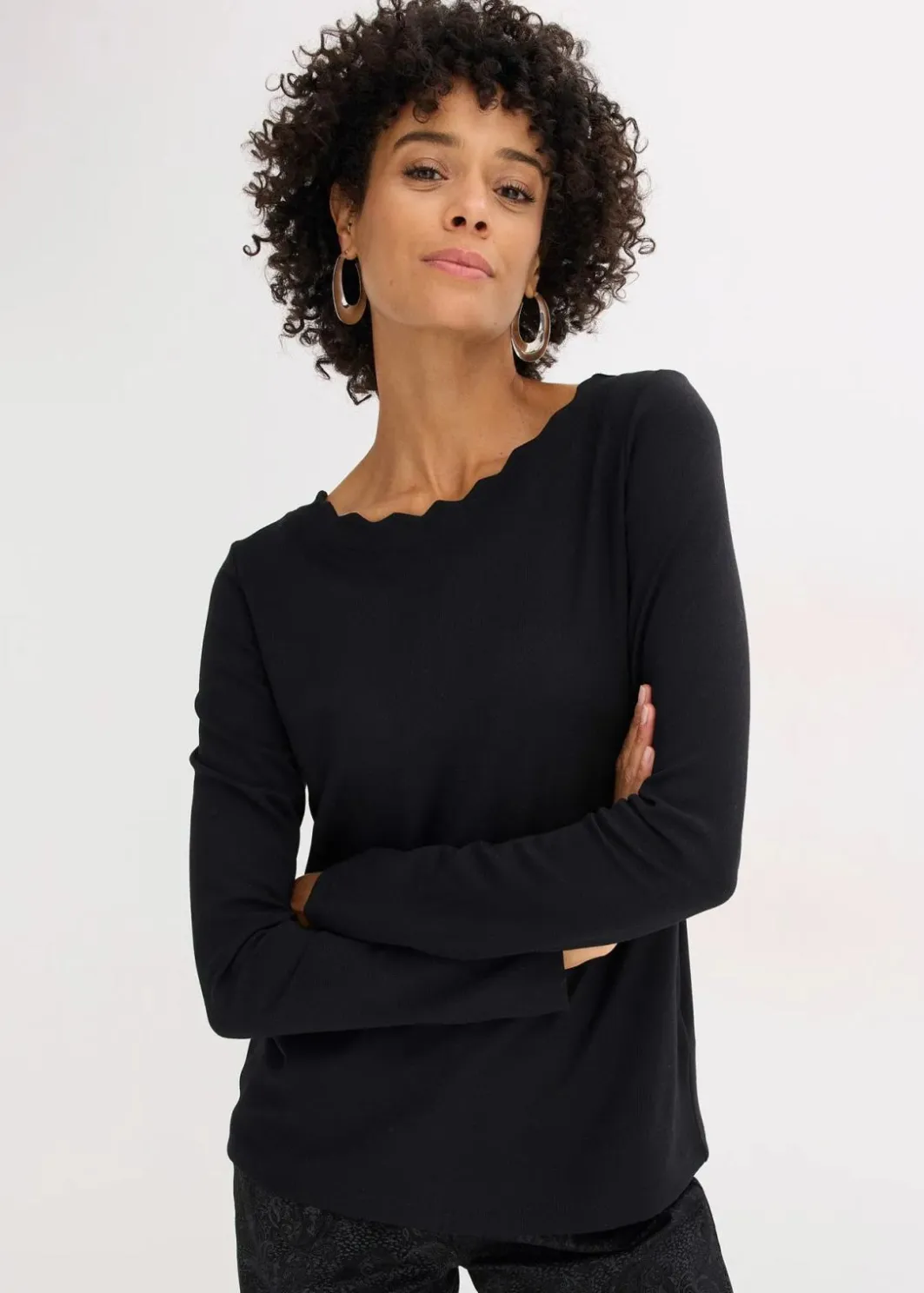 Discount Wellenkanten Shirt aus Punto di Roma Damen Shirts & Tops