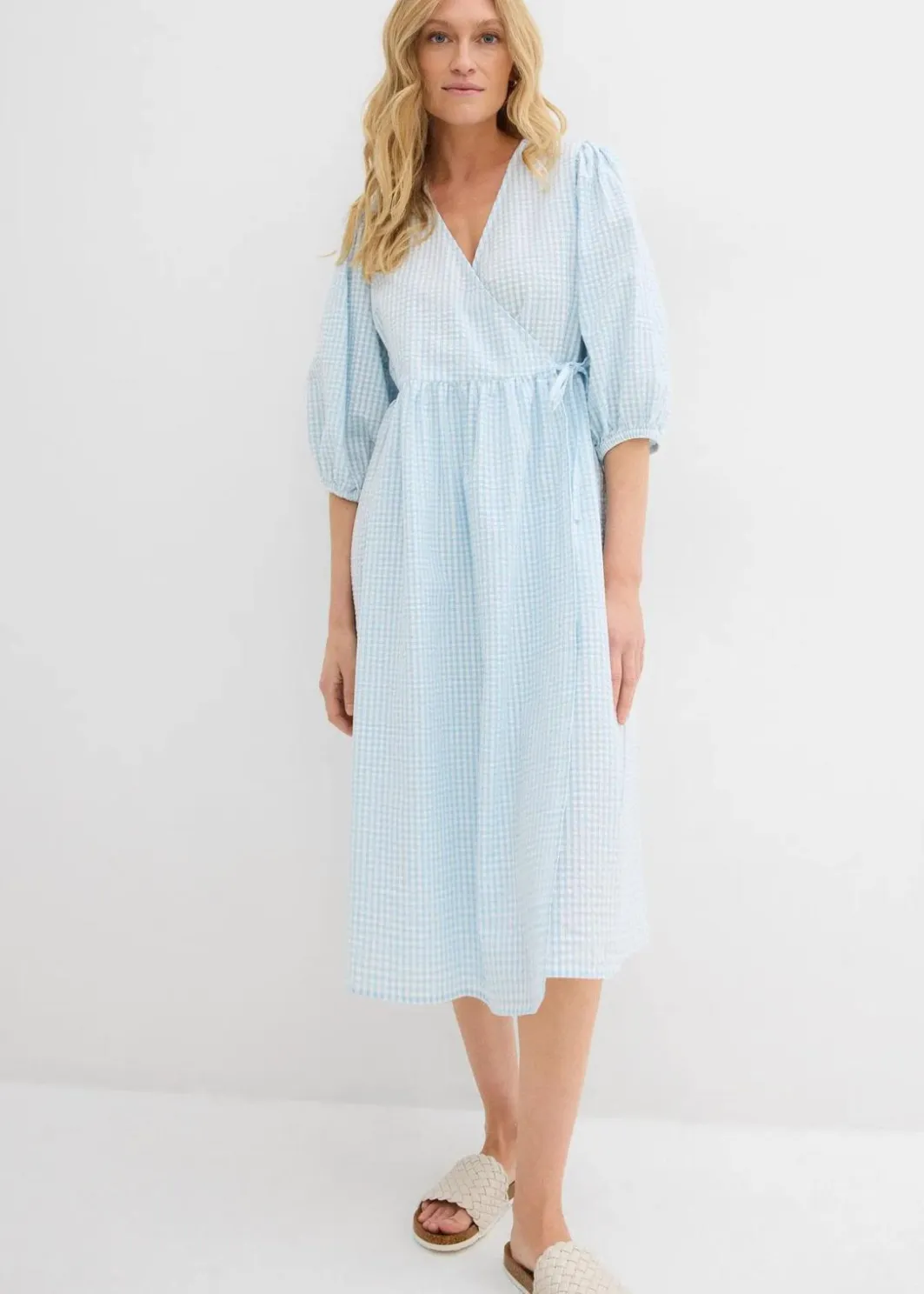 Damen bonprix Bekleidung·Pullover & Strickjacken|Kleider|Wickelkleid aus Strukturmaterial