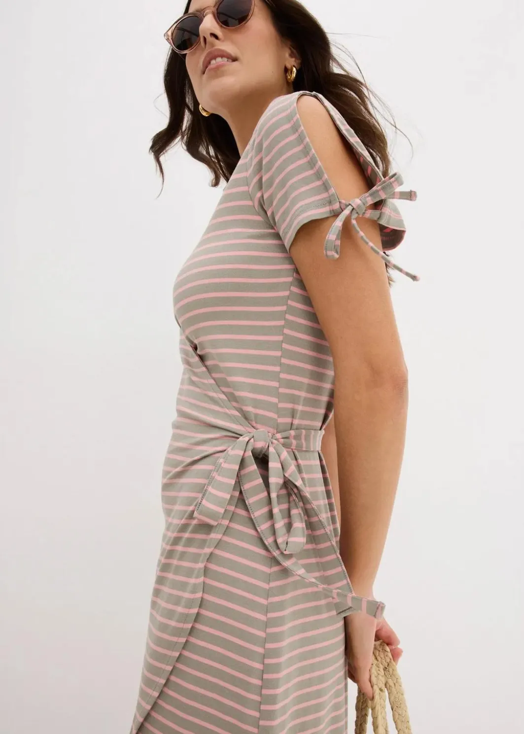 Online Wickelkleid aus fließendem Viskose-Elasthan-Mix Damen Bekleidung·Pullover & Strickjacken|Kleider